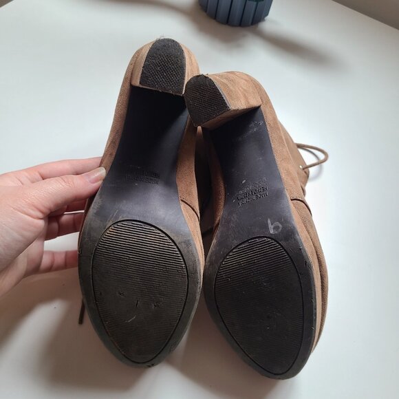 Forever 21 Tan Beige Suede Heel Boots - Picture 3 of 3
